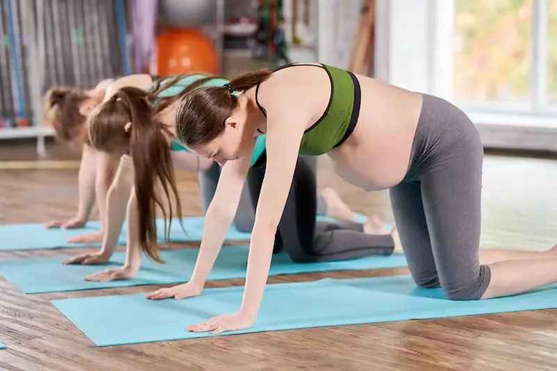 Pregnant Women Exercising - Pregnancy Exercises For Normal Delivery